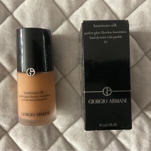 Giorgio Armani Luminous Silk Foundation -